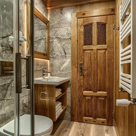 U Grazyny Апартаменты Мужасихле